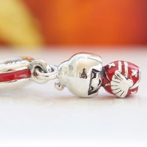 Pandora Japanese Doll Charm 791368EN09